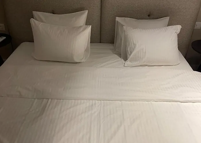 Like A Therapy فيلة