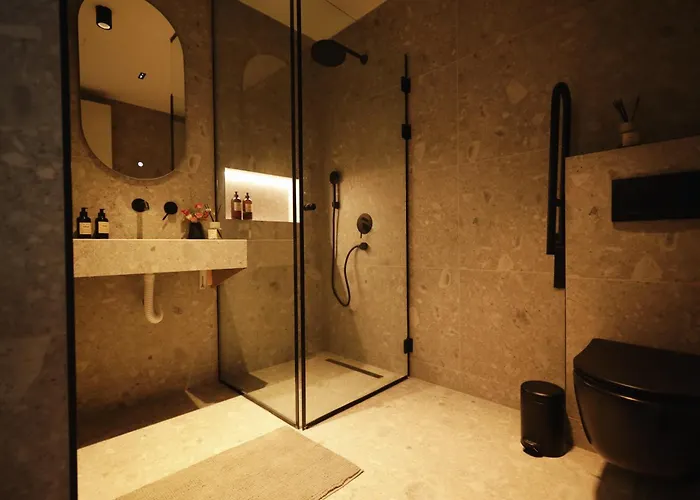 Like A Therapy فيلة *